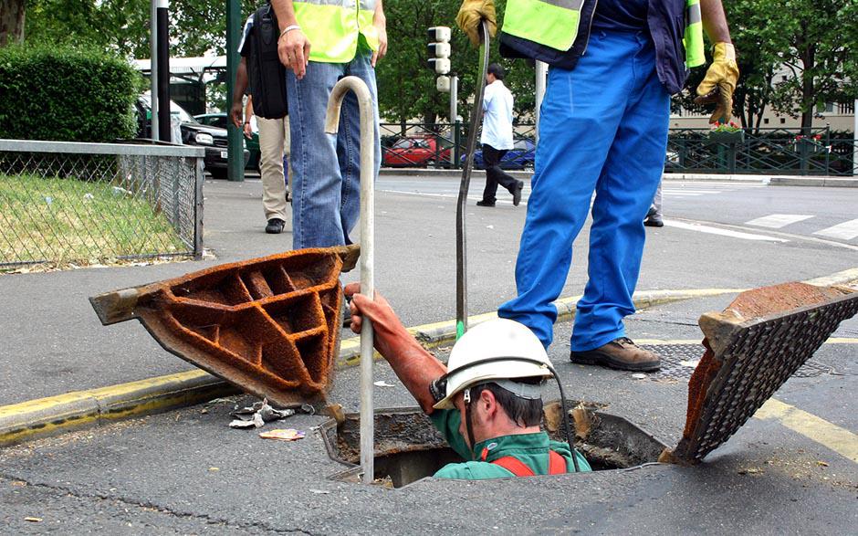 entreprise pour déboucher canalisation Compiègne